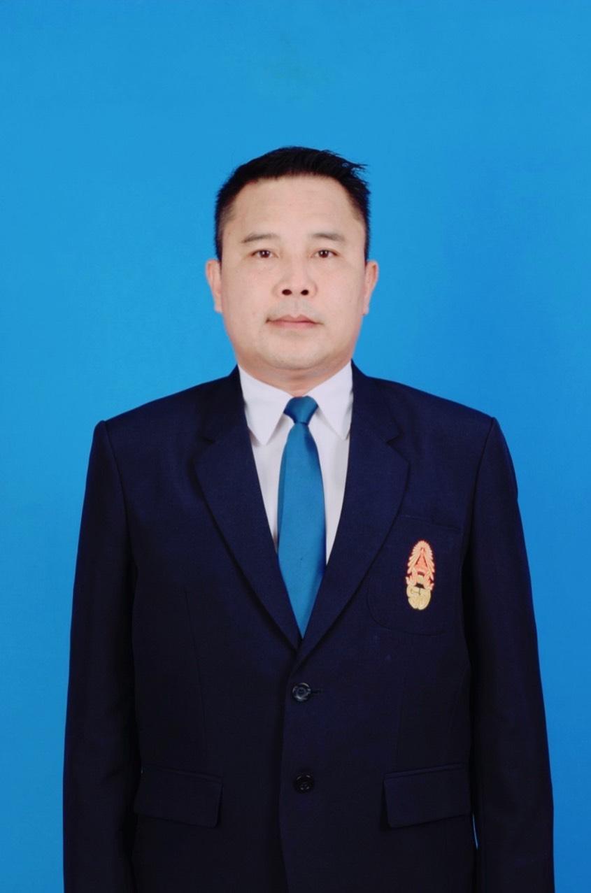 ผู้อำนวยการโรงเรียนวัดราชโอรส